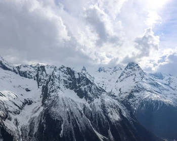 Домбай - жемчужина Кавказа и Карачаево-Черкесии