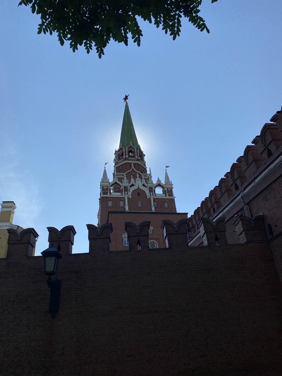 Экскурсия по Александровскому саду и Алмазному фонду (Юлия)