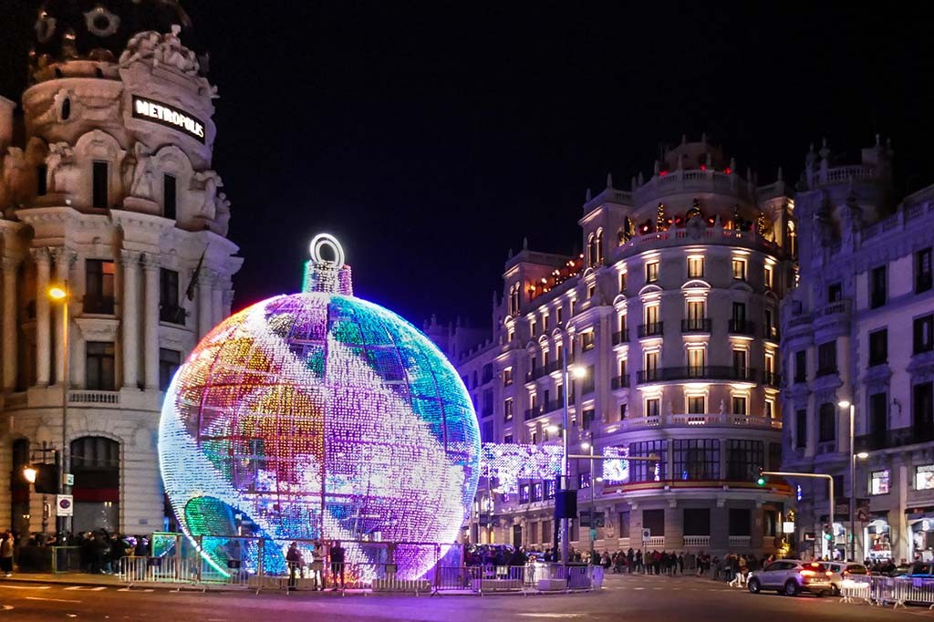 Мы были с детьми, поэтому акцент был сделан на детей. У Ланы великолепно получилось заинтересовать, она