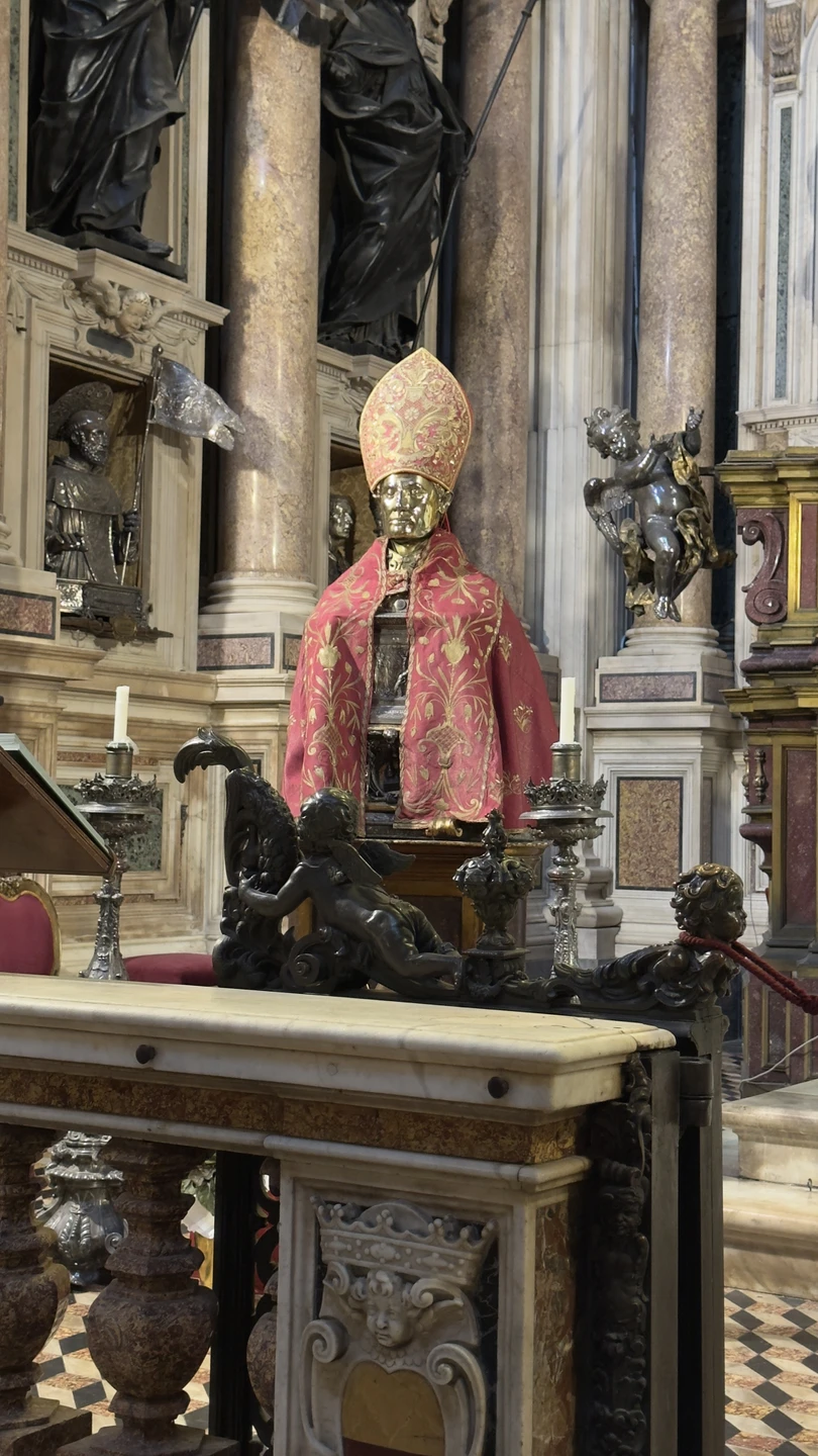 Огромное спасибо Маше за незабываемую экскурсию! Благодаря ей город открылся с совершенно новой стороны - живой