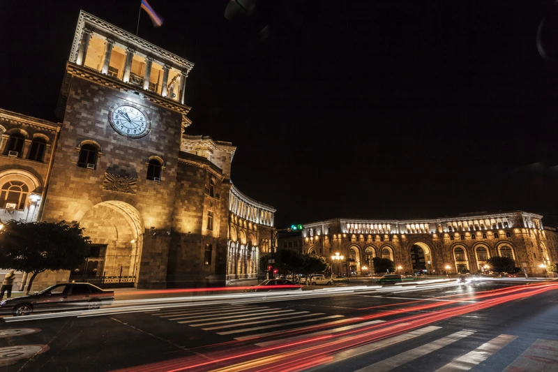 Огни ночного Еревана