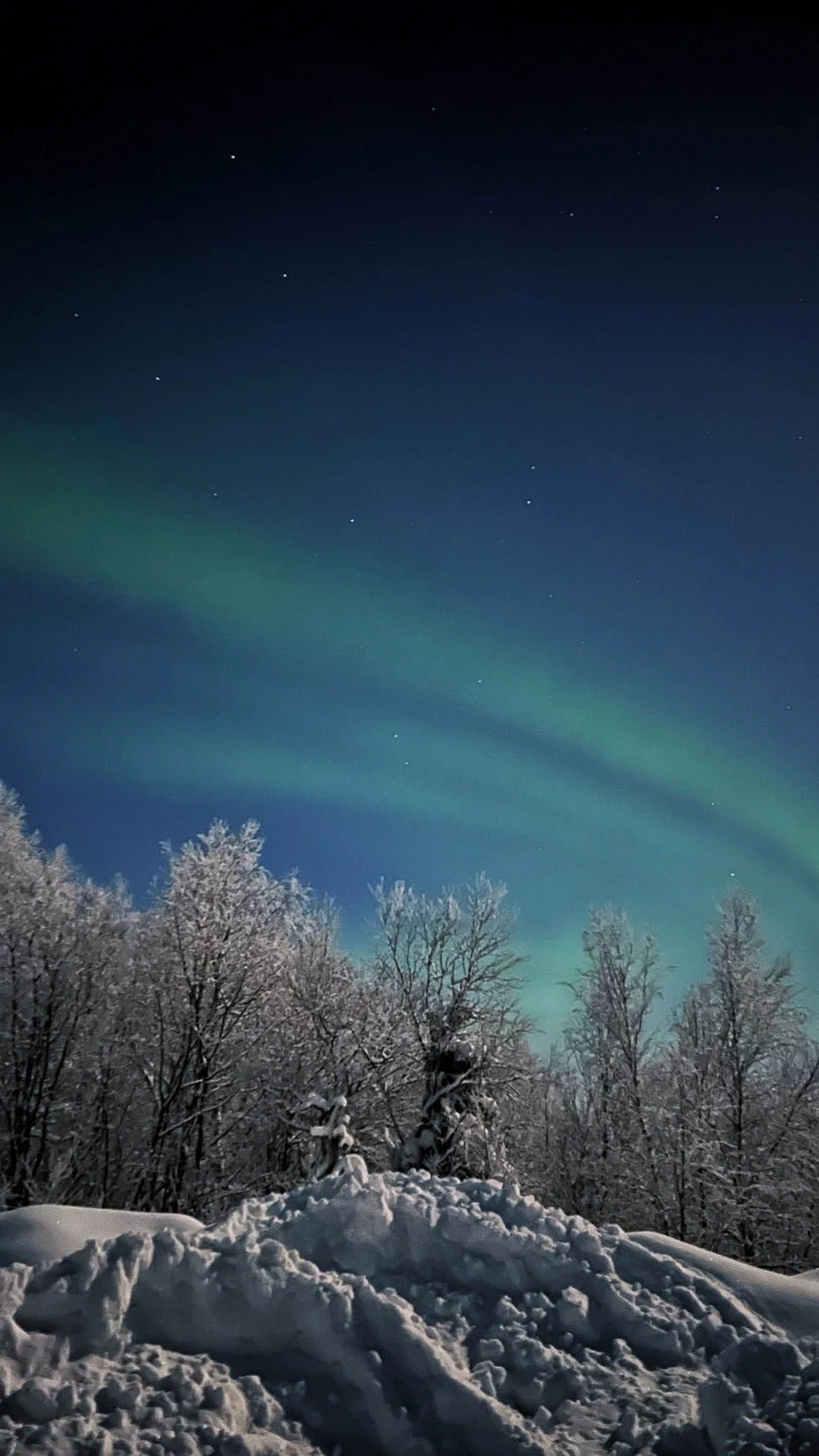 Ловили северное сияние с Евгением в новогодние праздники! И нам это удалось! Спасибо большое. Евгений отличный