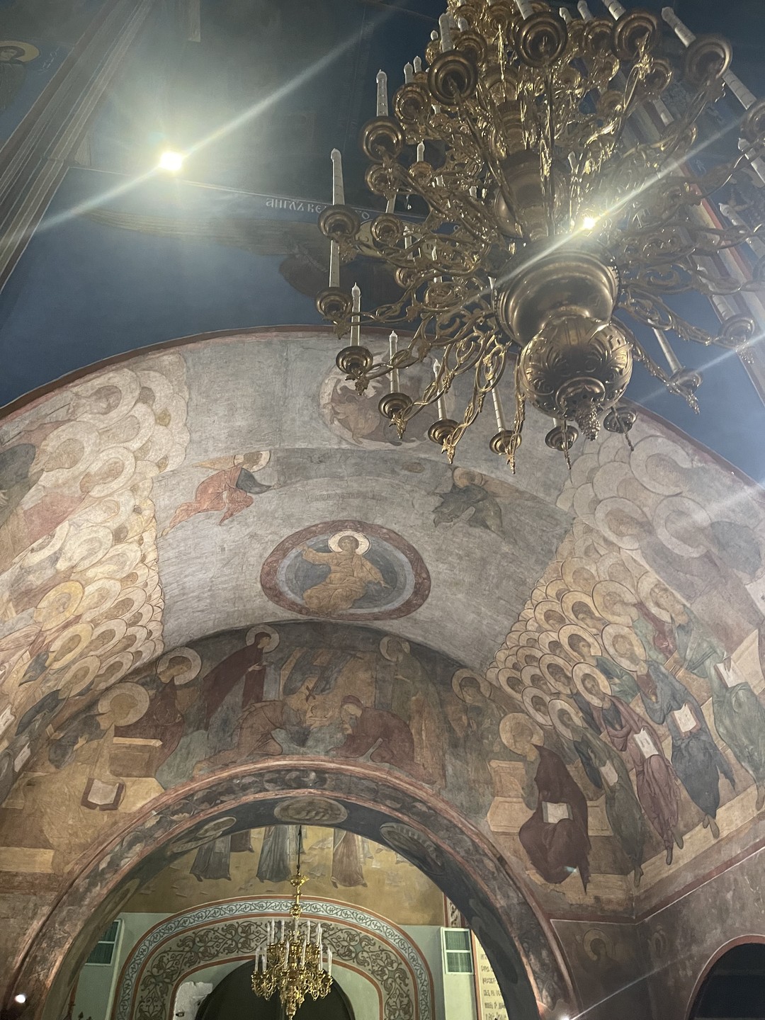 Благодарим Сергея за познавательную экскурсию, интересное общение и прекрасную прогулку. Очень понравилось, что Сергей на любые