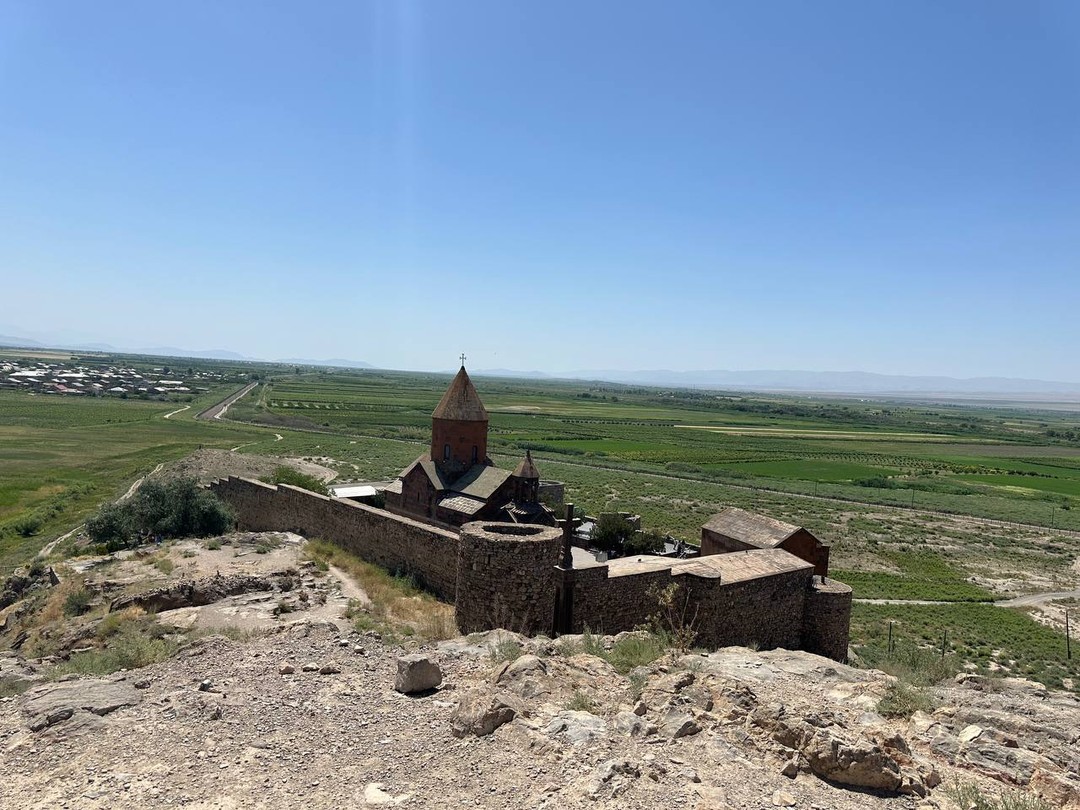Спасибо огромное Ладе и Армену за проведенную экскурсию!