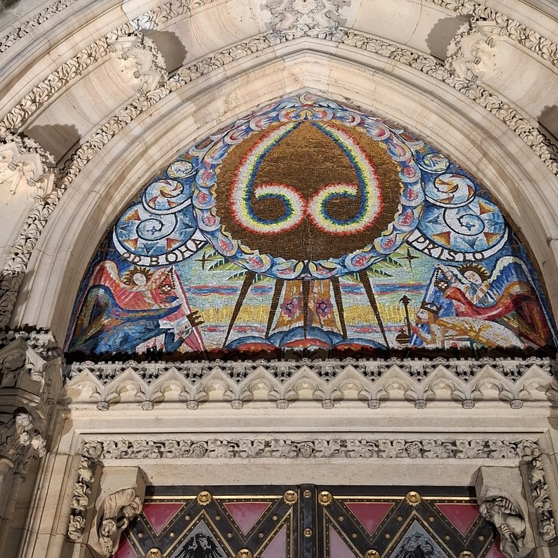 Мартин - прекрасный гид, знаюший глубоко всё, адаптирующийся к уровню аудитории. Мы не заметили, как пролетела