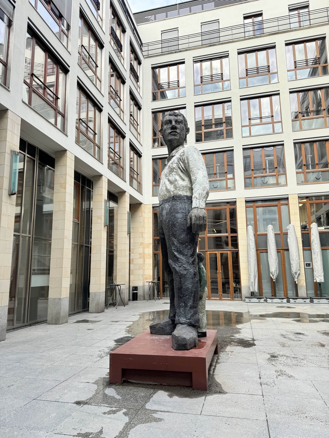 По обе стороны баррикад: пешая прогулка по Берлину (Ольга)