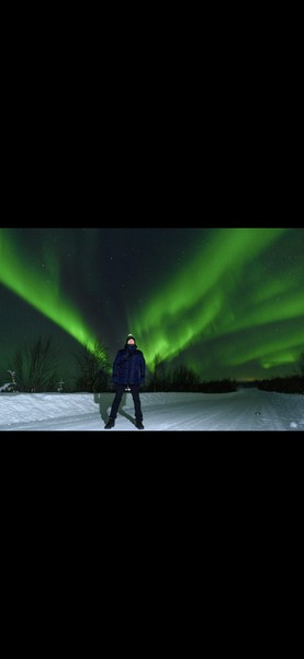 Антон профессионал своего дела! И замечательный фотограф! Хотите гарантированно увидеть северное сияние тогда Вам к Антону)