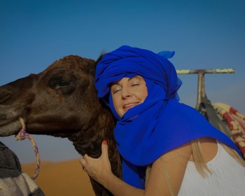 Дорога в пустыню, лес с обезьянами, ночь среди барханов