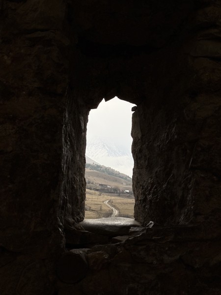 мою экскурссию провел гид Алан, за что ему большое спасибо! была в Осетии не в сезон