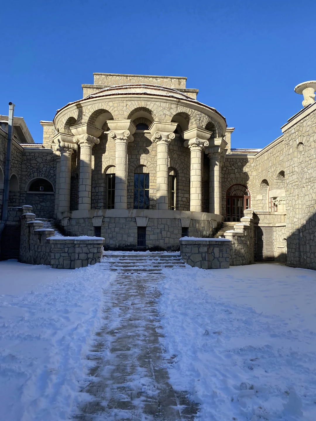 Все очень понравилось. Мы ездили с детьми разных возрастов от мало до велика. Понравилось всем, много