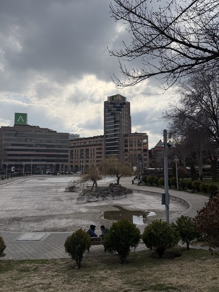 Ереван - первое свидание (Roman)