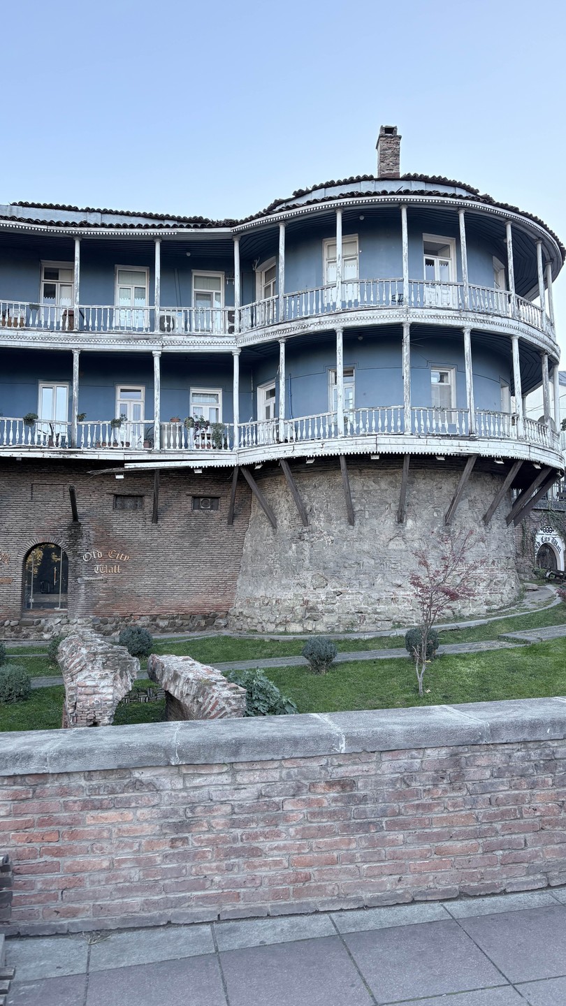 Тамара, спасибо за великолепную экскурсию! Будем всем вас рекомендовать 😘