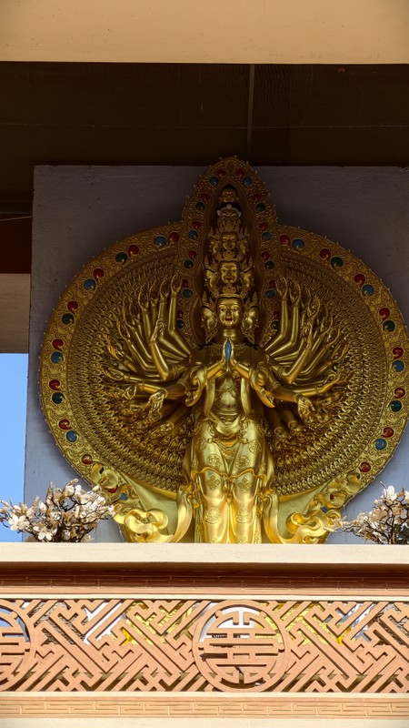 Духовный мир Дананга: от домашнего алтаря к пагодам и храмам