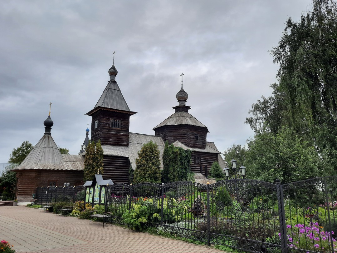 Спасибо огромное экскурсоводу Ольге!!! Она прекрасно знает историю своего города и очень интересно рассказывает! Нам повезло