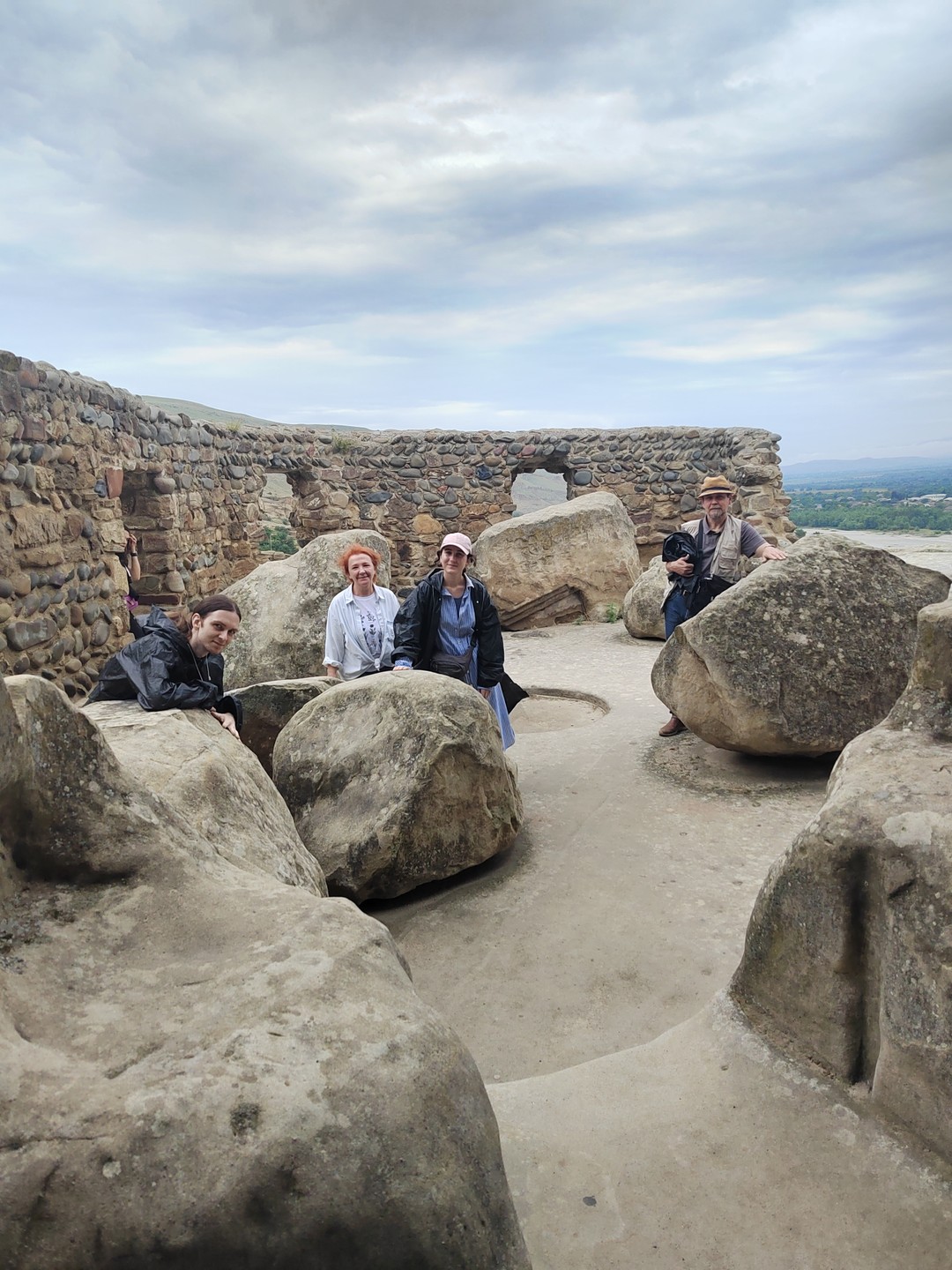 История и СПА-релакс: Уплисцихе и Боржоми (Артамонова)