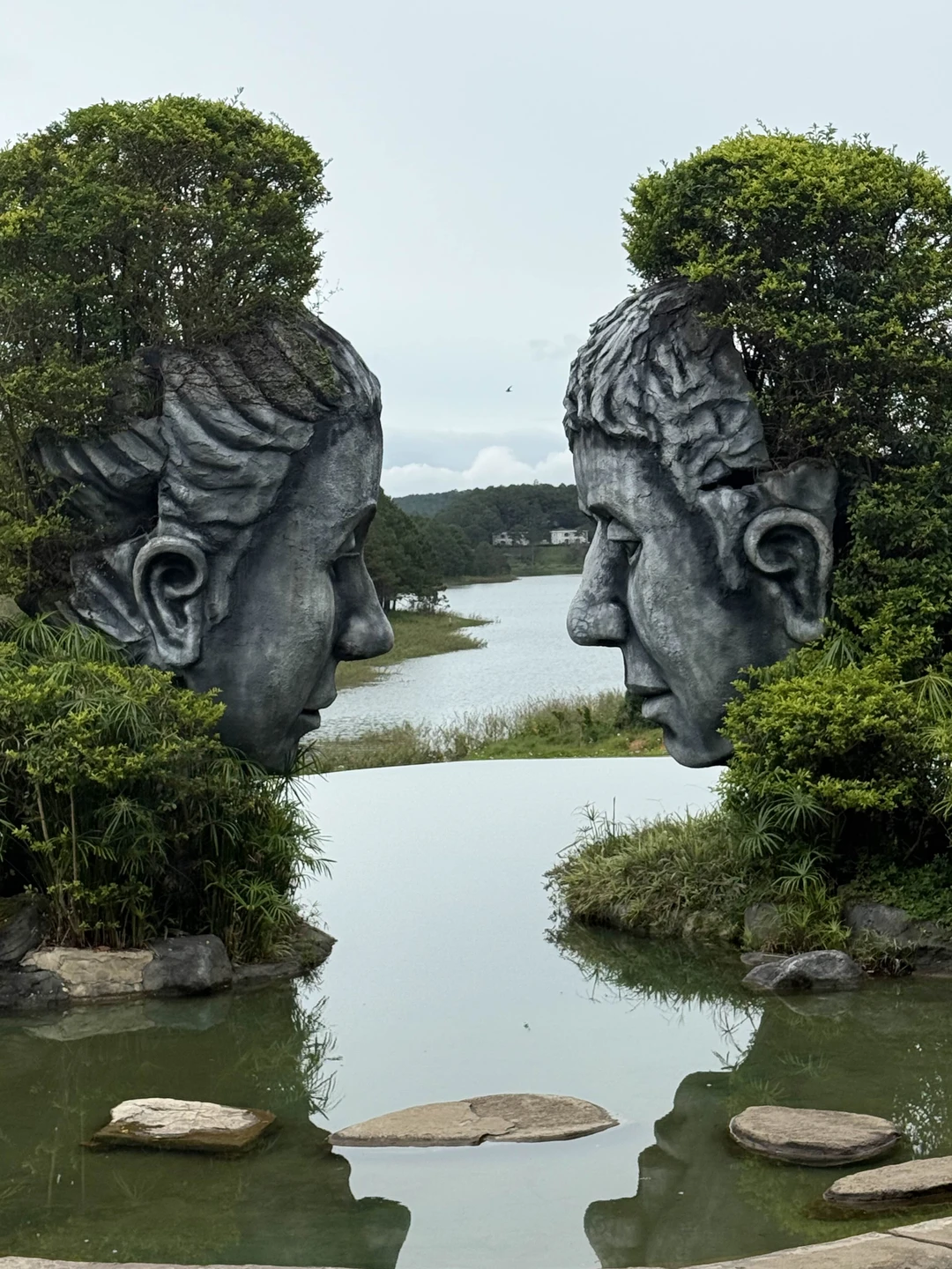 Очень рады, что поехали на эту экскурсию! Ольга очень интересно про все рассказывала. Нас было четверо