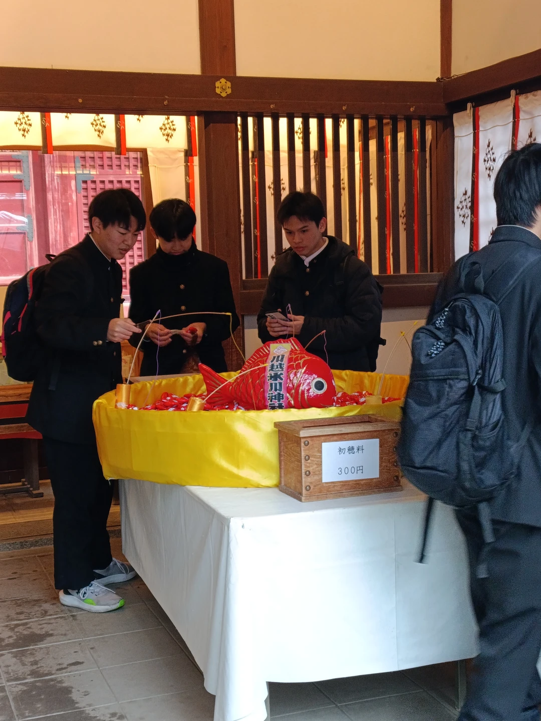 Нам немного не повезло с погодой. Но не смотря дождь, который шел всю экскурсию, Наталья смогла