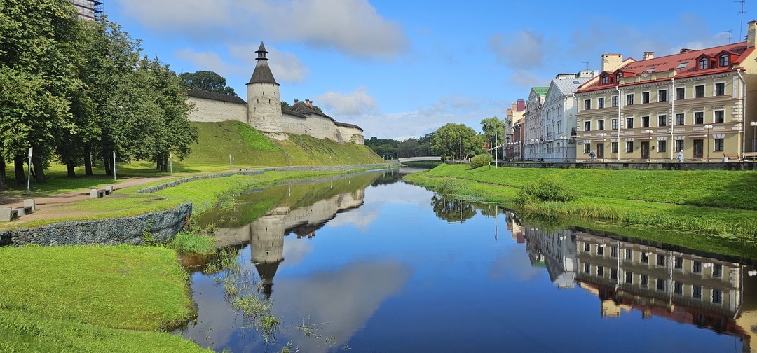 Первое знакомство с Псковским кремлём (Ермаков)