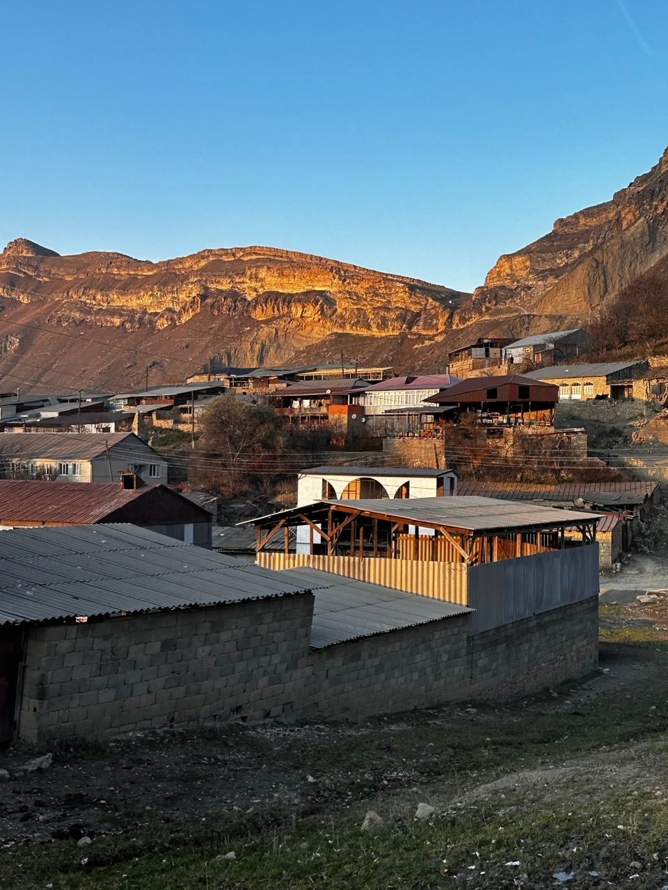 Тур замечательный, разнообразие цвета природы и колорита жителей впечатляет. Места были разнообразные, мы поднимались на высокие