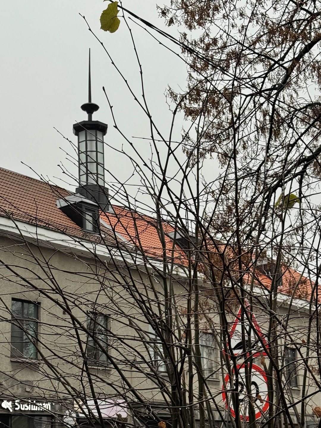 Великолепная экскурсия! Даже под осенним ноябрьским дожем было очень здорово и познавательно! Спасибо огромное Светлане за четкий и понятный материал!