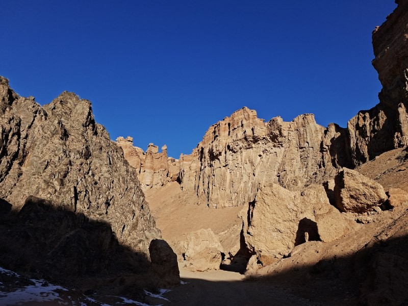 Настоятельно рекомендую, виды шикарные, обзор со всех точек обустроен, можно стоять и фоткаться бесконечно