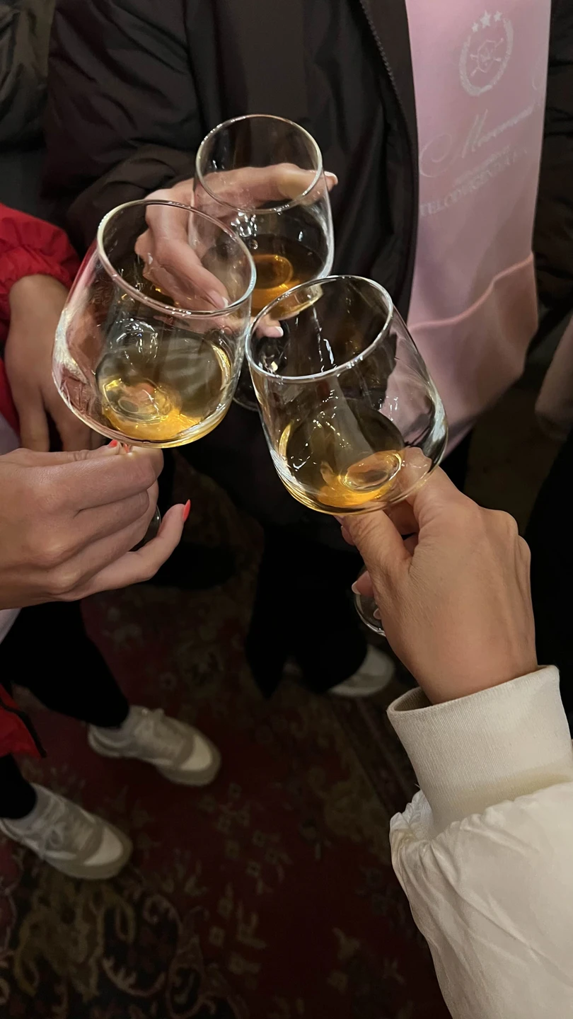 Из Тбилиси - в Кахетию на весь день: вино, храмы и Сигнахи (Ольга)