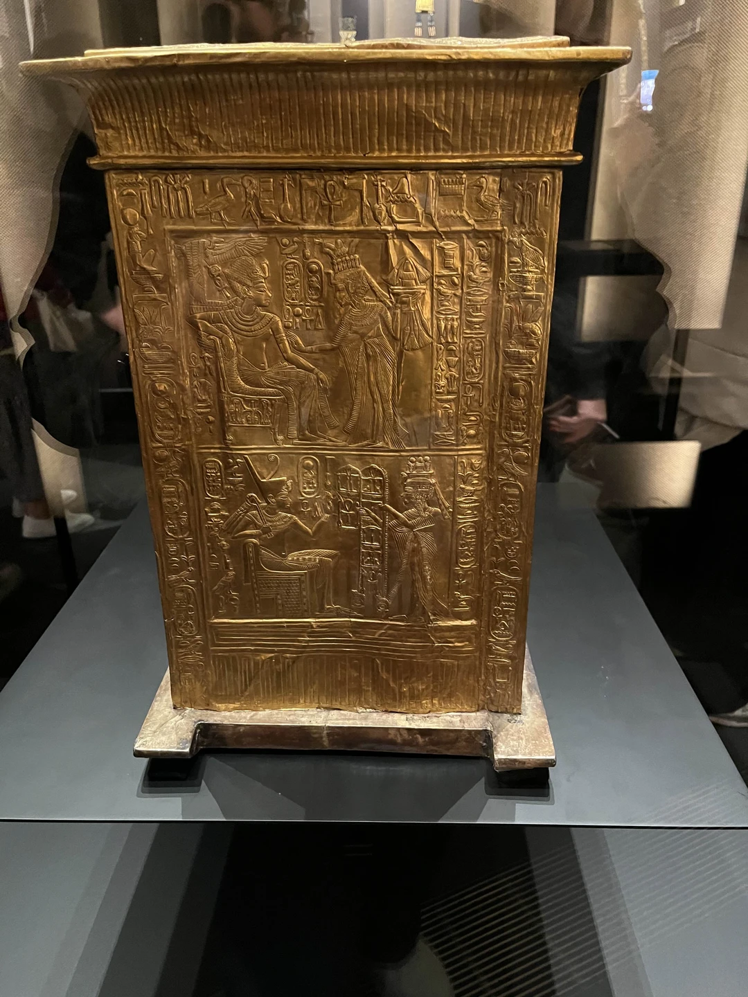 Экскурсия хорошо организованно, всё проговорили, что за чем. Билеты все были куплены, так как продажа билетов