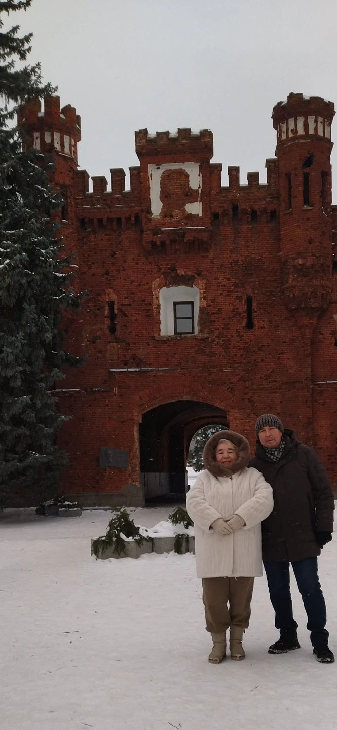 В Брестскую крепость мы ездили с Александром, нам все очень понравилось, Александр рассказал где можно вкусно