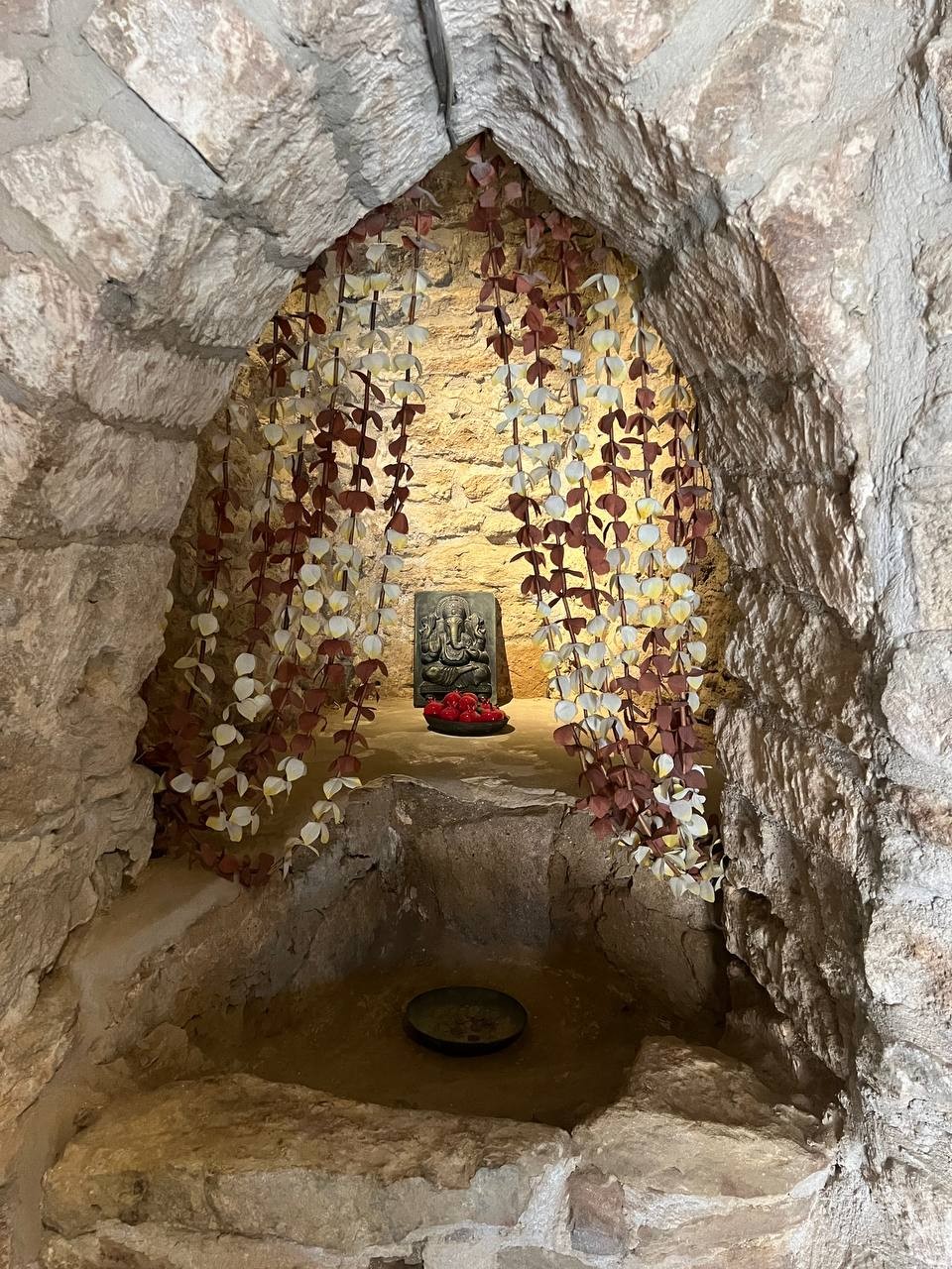 Ариф – отличный гид! Он подробно рассказал нам обо всех местах, которые мы посещали, и показал