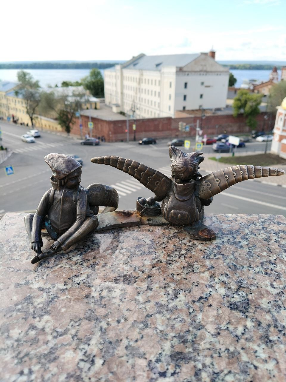 Отличная экскурсия. Небанальная, со погружением в историю города. Я из Самары и взяла экскурсию, чтобы с