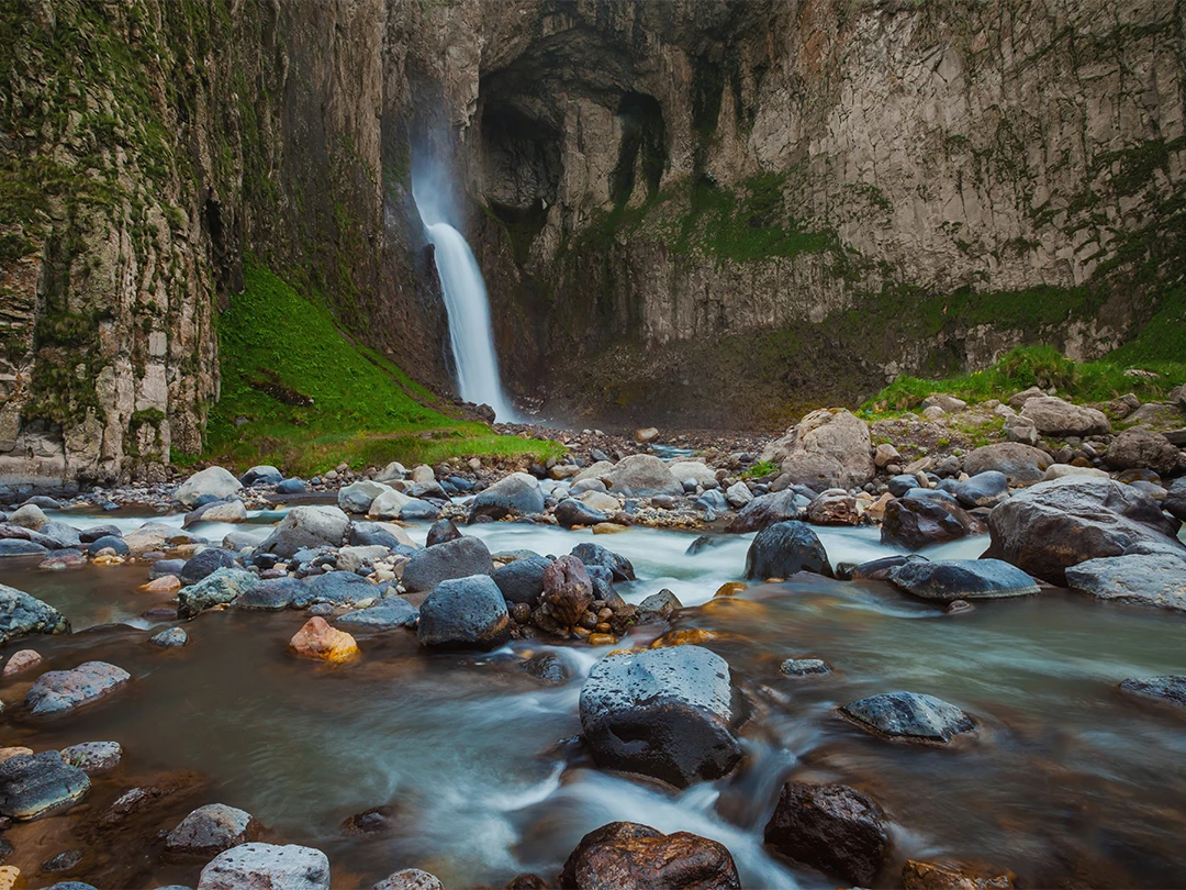 Водопад Каракая‑Су