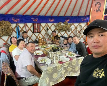 Конная статуя Чингисхана, нацпарк «Горхи-Тэрэлж», рынок Дунжингарав