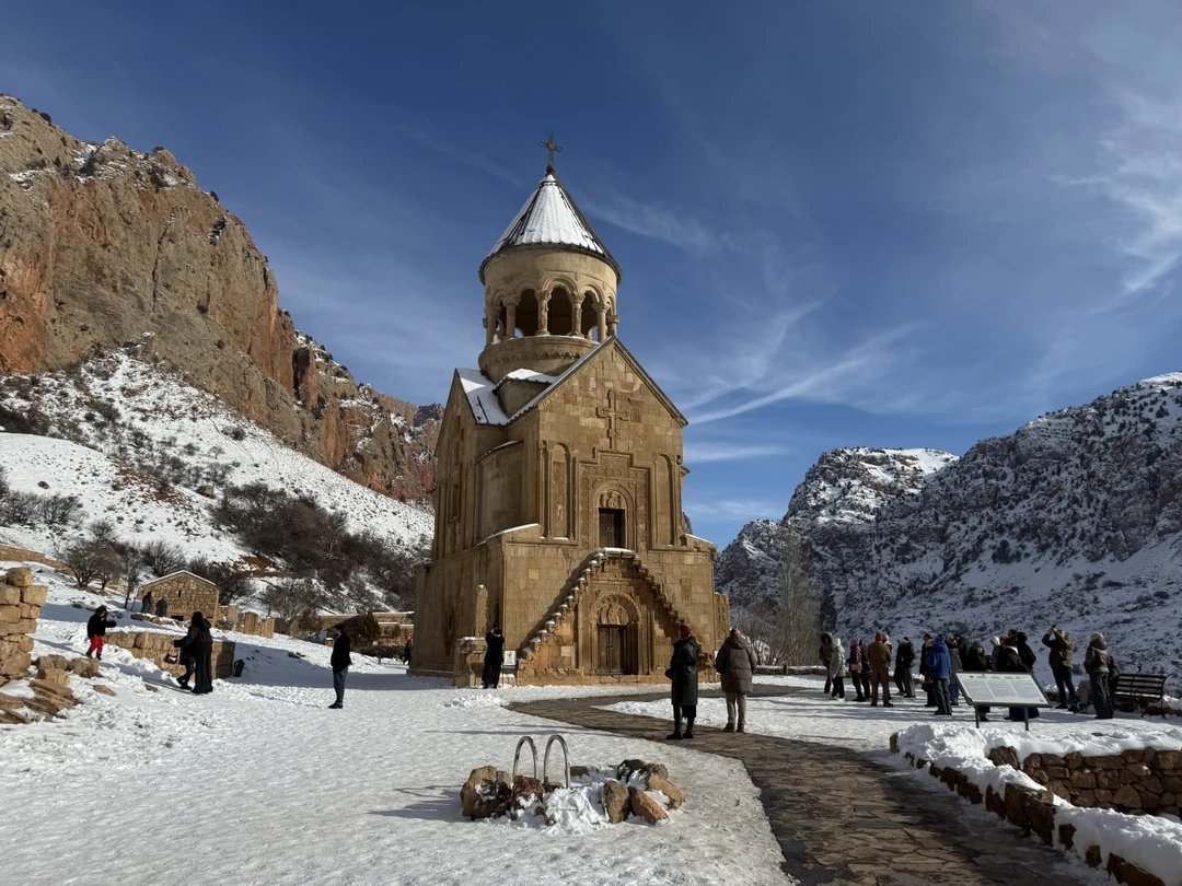 В один из морозных январских дней наша семья вместе с Эдуардом совершила интересное и познавательное путешествие