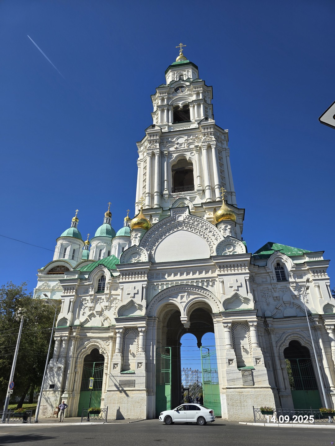 14.09.25 экскурсия с Ириной прошла на одном "дыхании". Прошли по красивой территории Кремля. Получили информацию про