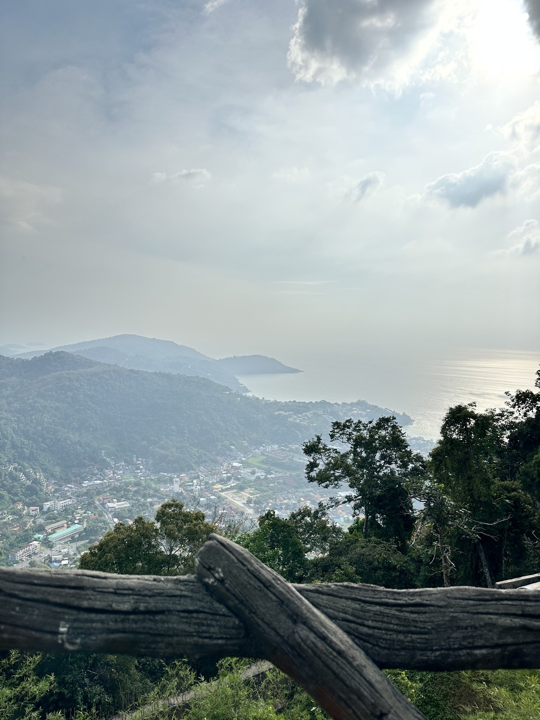 Трипстер предупреждает, что мой отзыв увидят десятки тысяч путешественников, поэтому экскурсию надо бронировать заранее) Если хочется