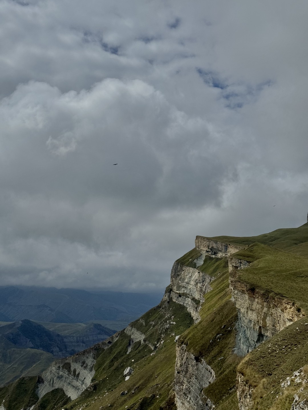 Огромное спасибо Нураву за такой интересный маршрут. Без толп туристов, с гостеприимным дагестанским колоритом и весельем