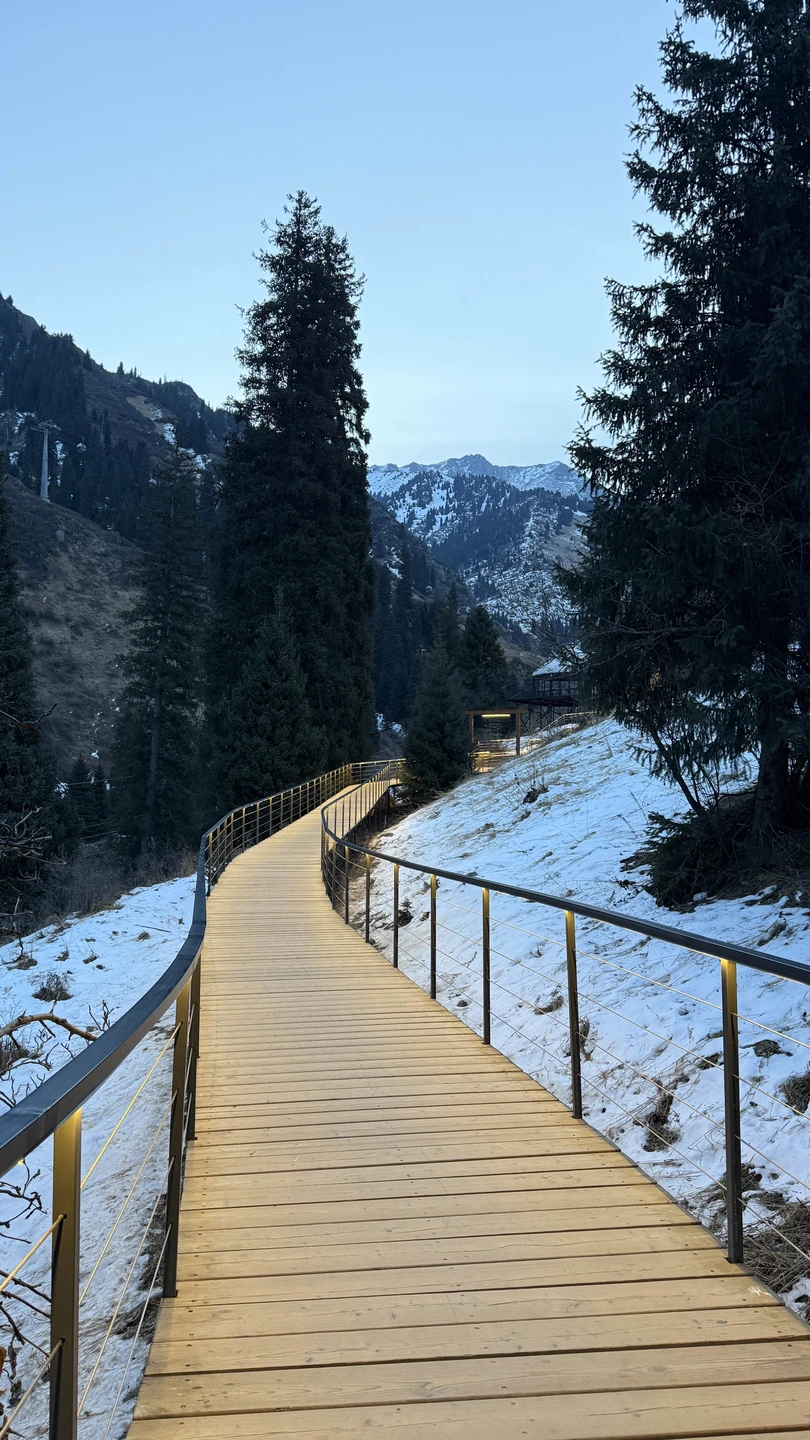 У нас была ранняя экскурсия, в чем был большой плюс — отсутствие толп. Экскурсия очень понравилось