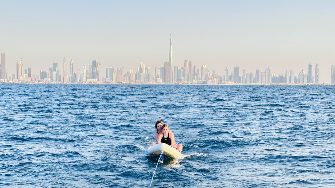 7 января осуществилась маленькая мечта, идти под парусом на яхте и искупаться в Персидском заливе с