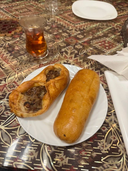 Сытная экскурсия по старейшему рынку Петербурга - с пирожками и чаепитием (Глеб)