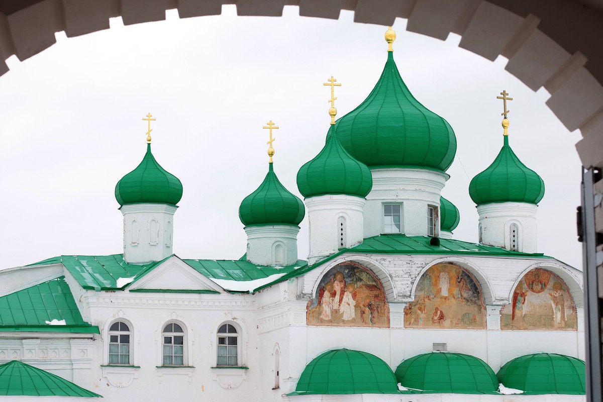 Экскурсия Из Петербурга — в Александро-Свирский монастырь