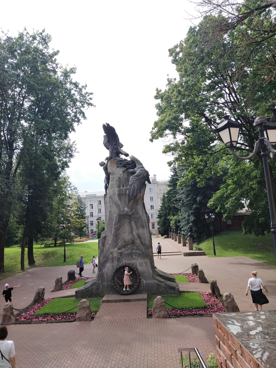 Огромное спасибо Алёне за проведенную экскурсию! С большим интересом осмотрели все основные локации Смоленска, о котором