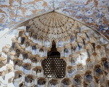 Прибытие в Бухару: Ляби-Хауз, Магоки-Аттори, крепость Арк