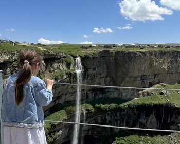 Хунзах, Матлас, Каменная чаша, комплекс «Журавли» и производство урбеча