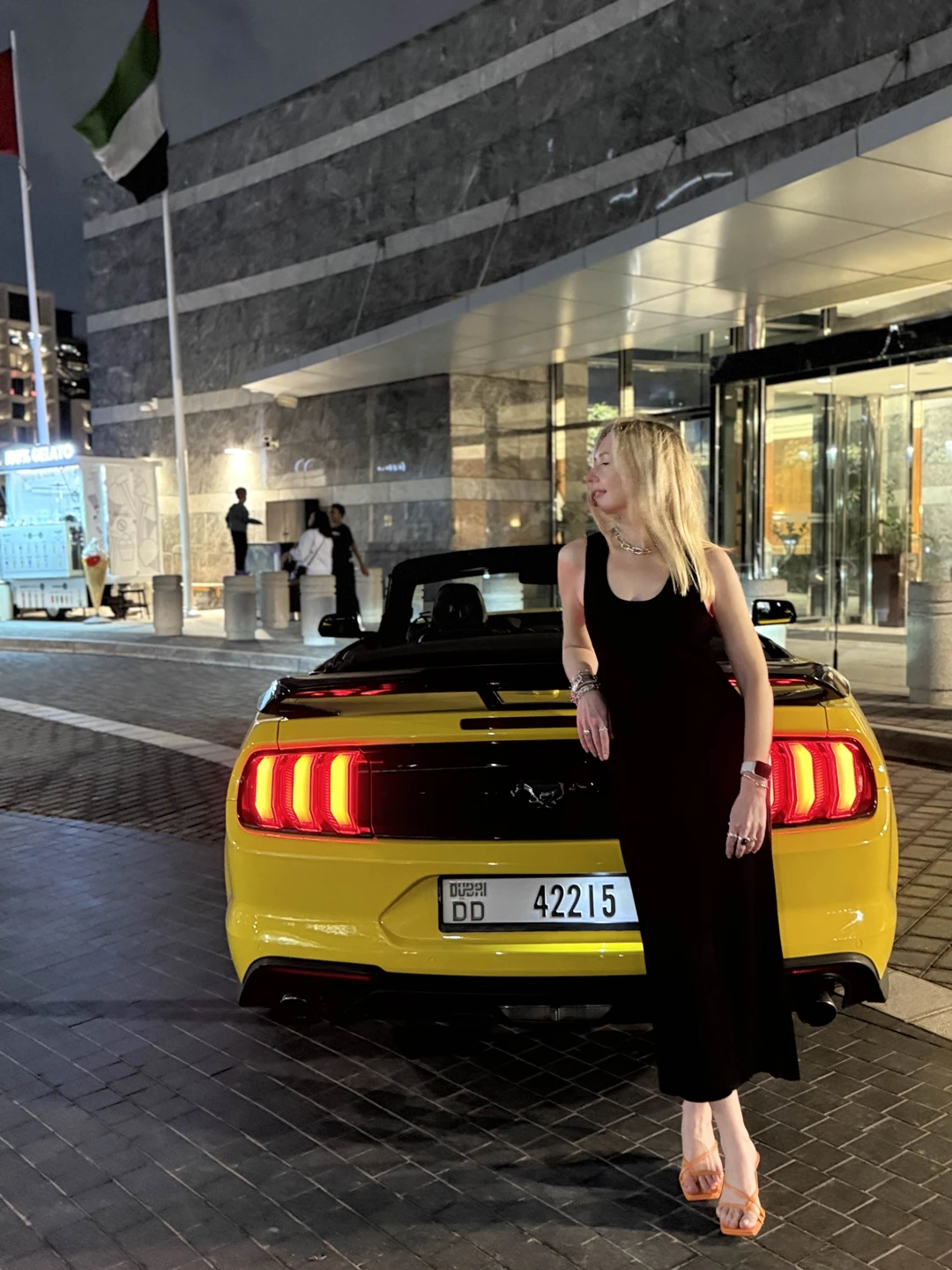 Если у вас мало дней на отдых в Дубае и вы хотите посетить основные его районы и достопримечательности, то эта прогулка на кабриолете для вас