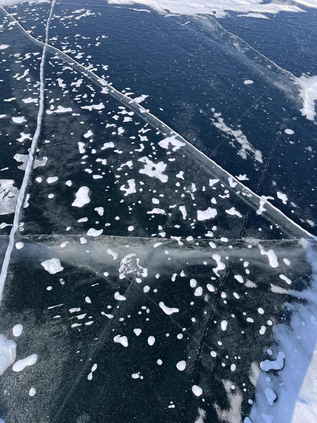 Это мега-супер красота нашей Страны! Байкал - живое могучее великое существо! Потрясающая энергетика и мощь! Даже