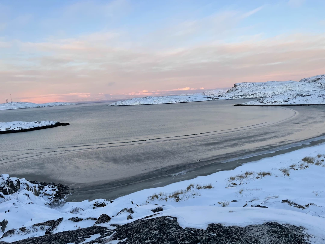 Отличная экскурсия! Гид Артем - классный, много интересной информации и конечно же потрясающие виды, удивительные места!