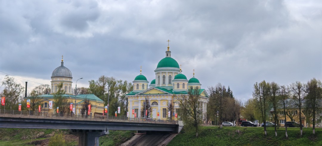Город конечно, интересный, но очень требует денежных вливаний для реконструкции