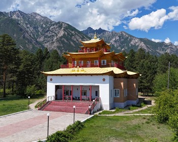 Аллинское ущелье и храм богини Янжимы