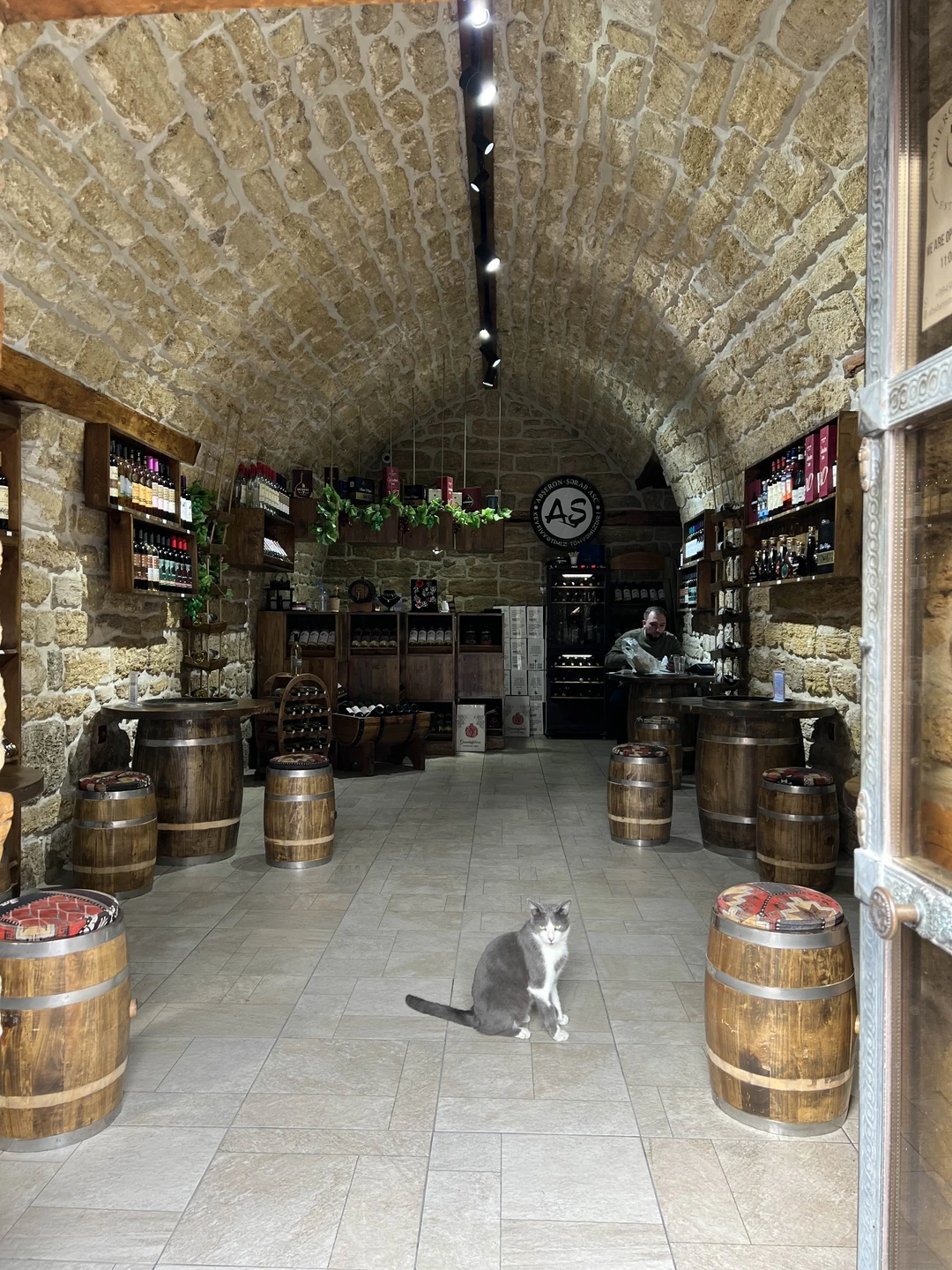 Мы с мужем и дочкой 7 лет приехали в Баку на пару дней познакомиться с городом