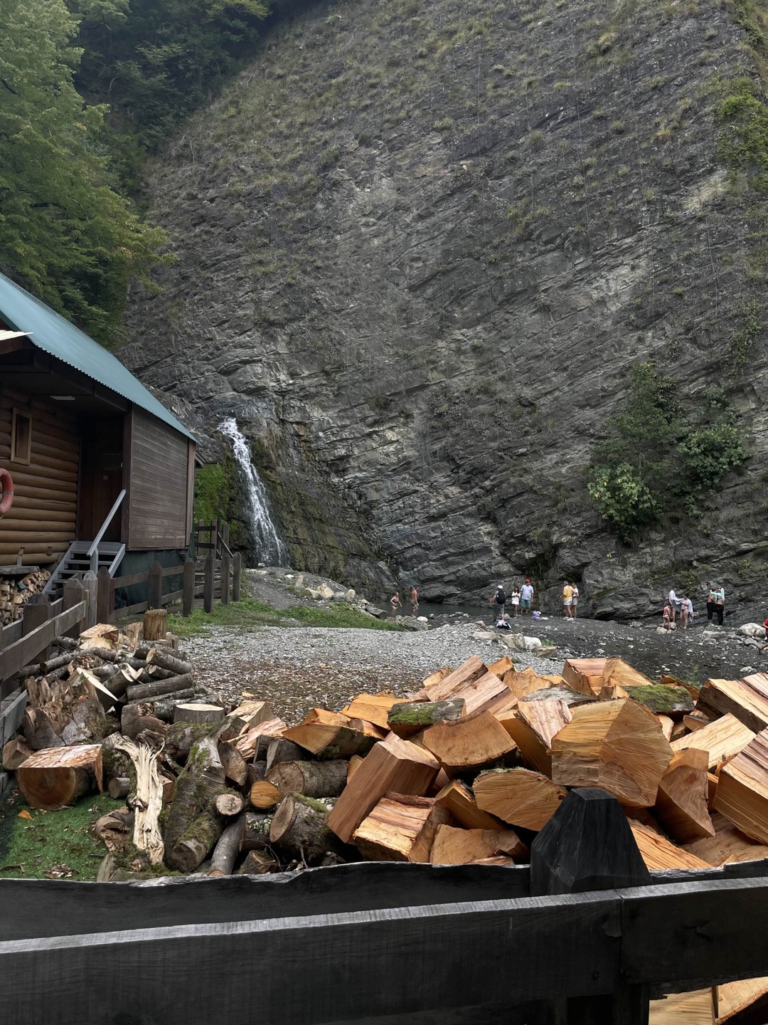 Спасибо Михаилу за проведенную экскурсию! Нам всем понравилось, было очень насыщенно, то что мы и хотели! Ожидания совпали с реальностью)